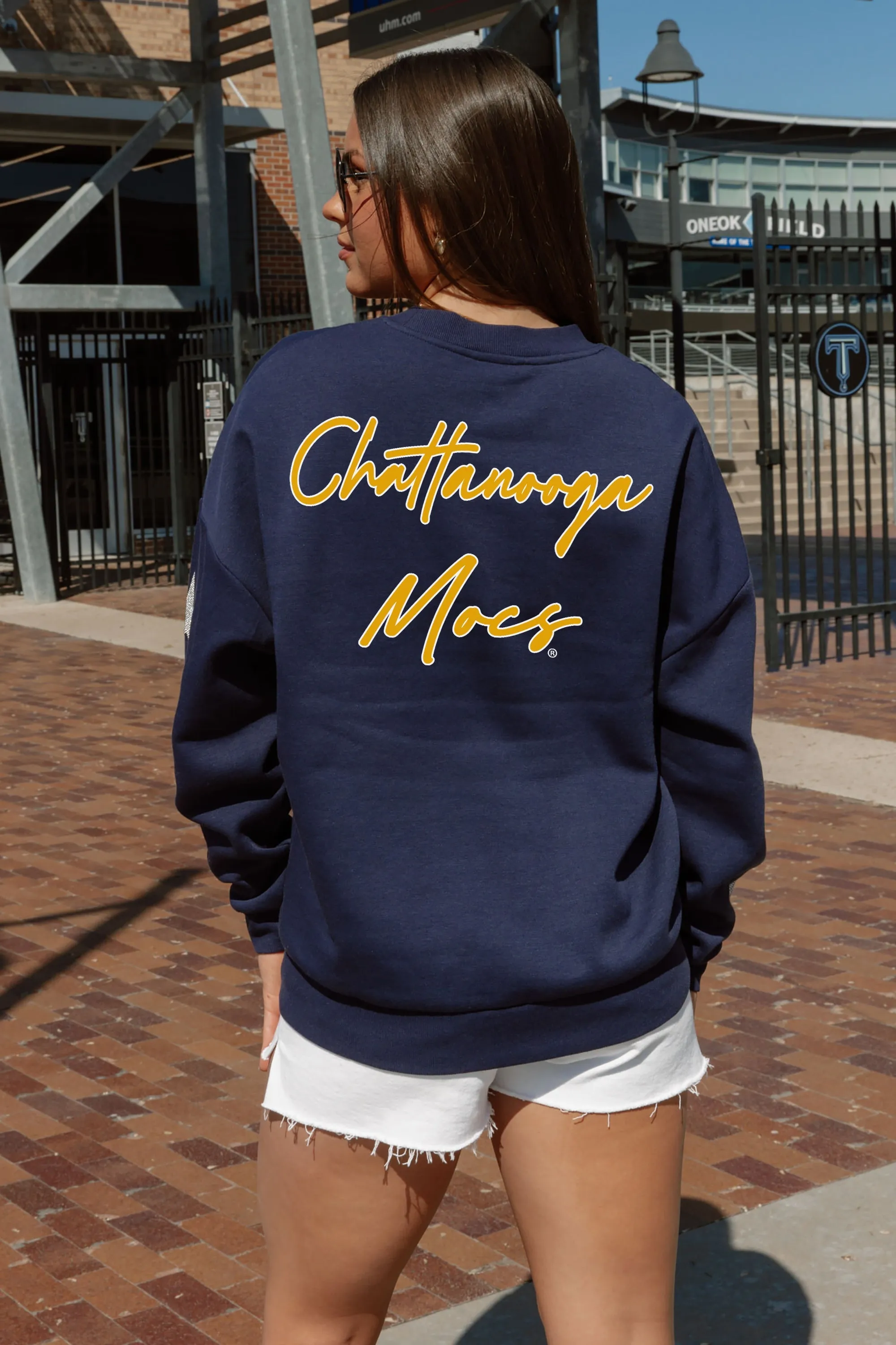 CHATTANOOGA MOCS DEDICATION EMBELLISHED STAR SLEEVE CREWNECK PULLOVER