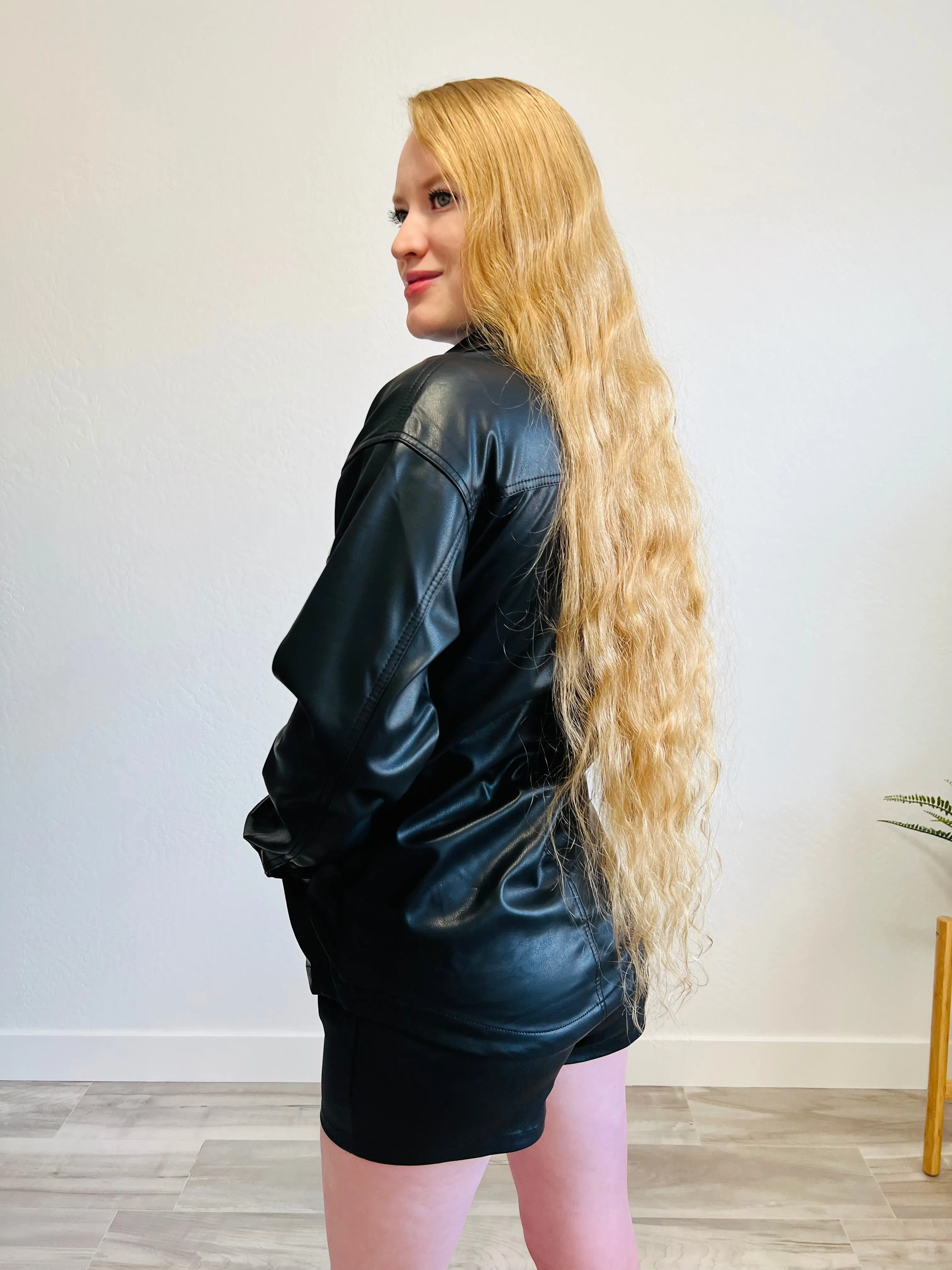 Elisa Shacket (Black)