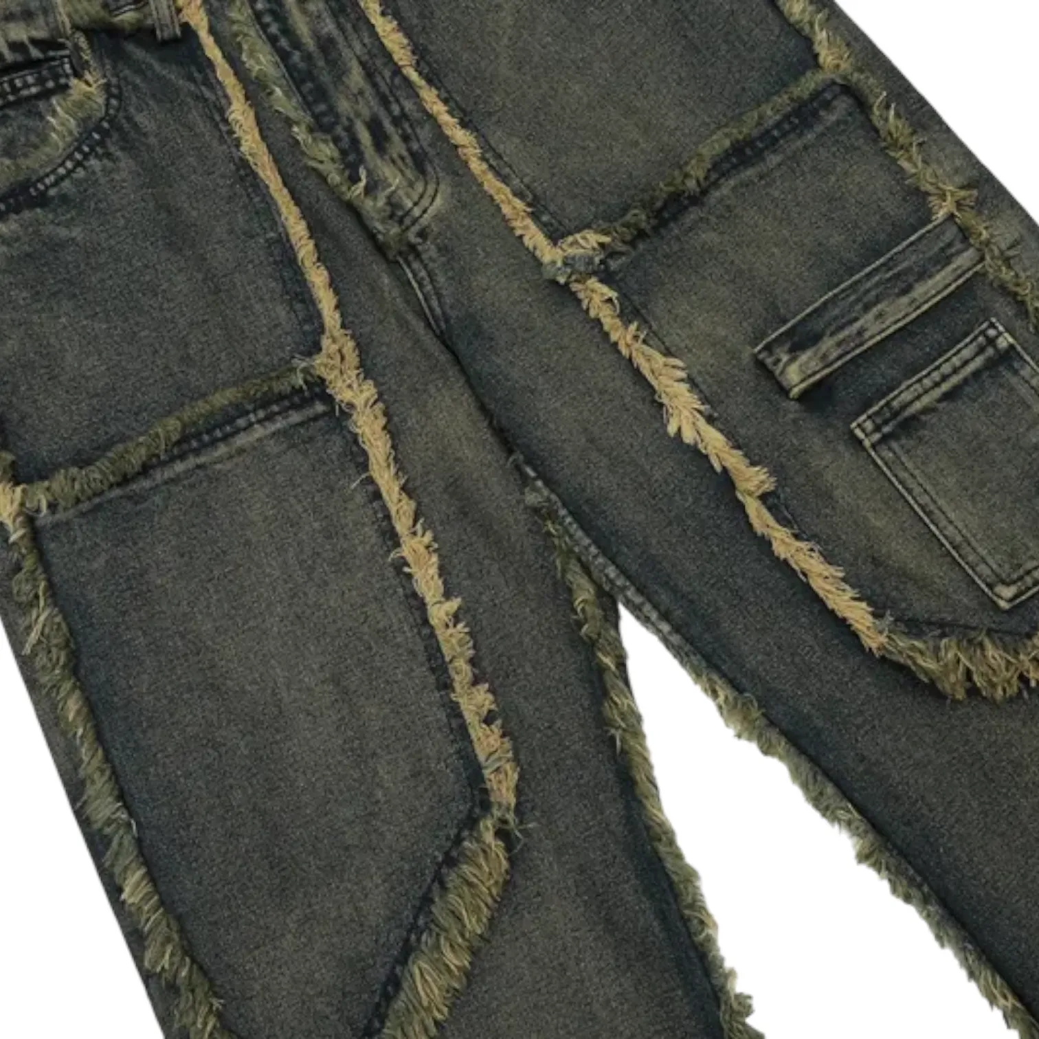 Relaxed fit bootleg jeans with fray edges