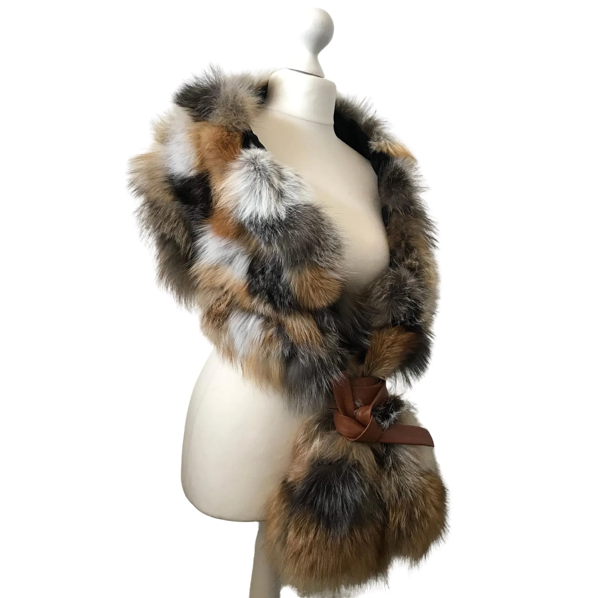 Scarf cape made of natural fox fur, lined fox fur scarf, fox fur scarf with pockets