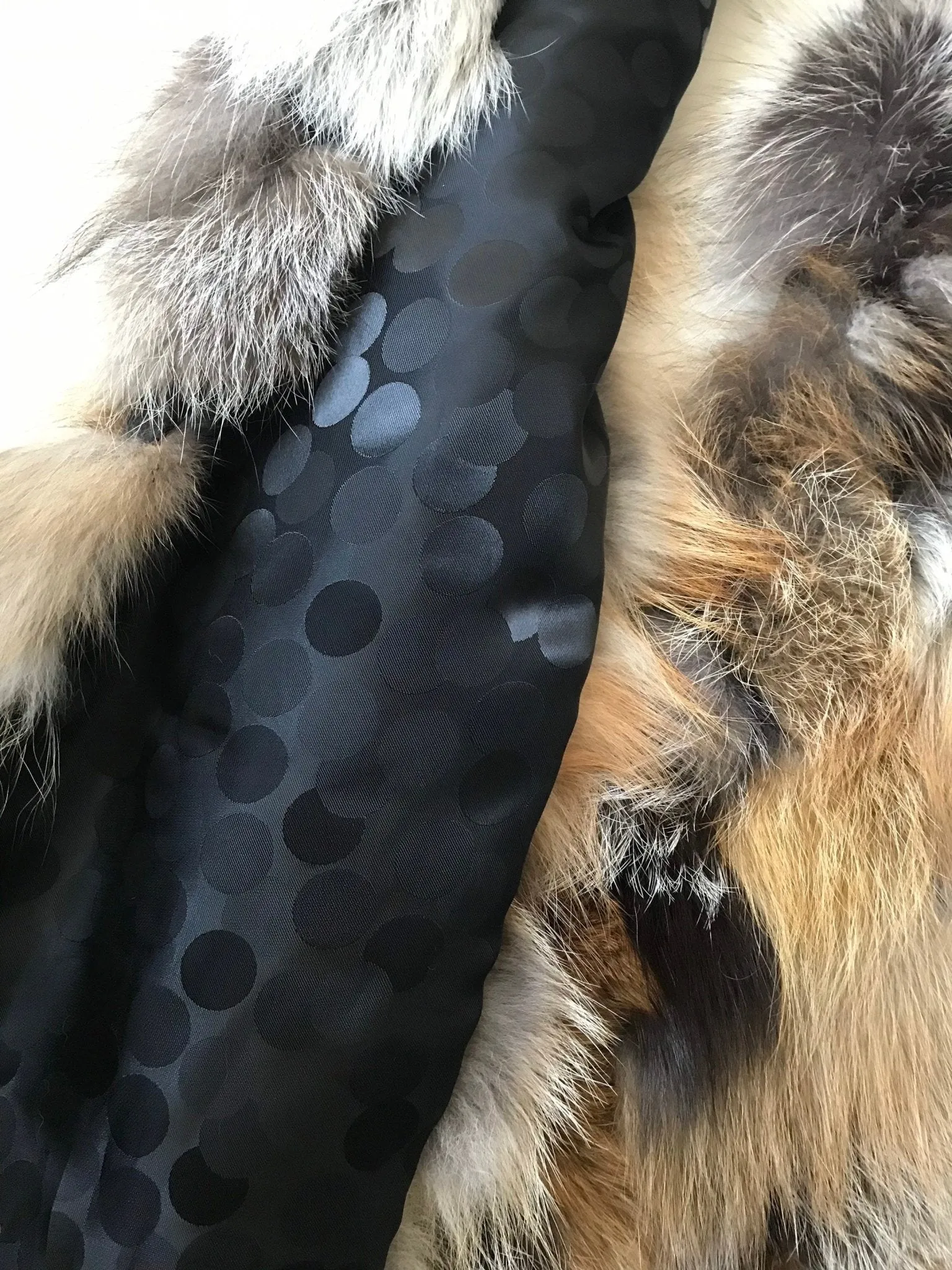 Scarf cape made of natural fox fur, lined fox fur scarf, fox fur scarf with pockets