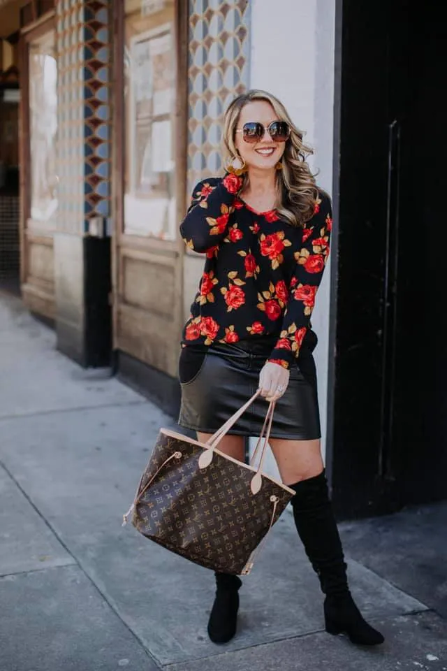 Urban Pullover in Black & Red Floral - Double-V Neck